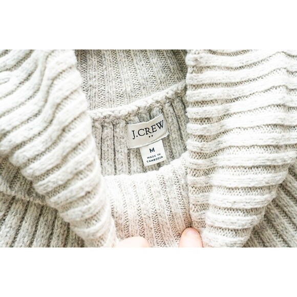 J. Crew M cowl neck womens sweater pullover light gray - Picture 2 of 7